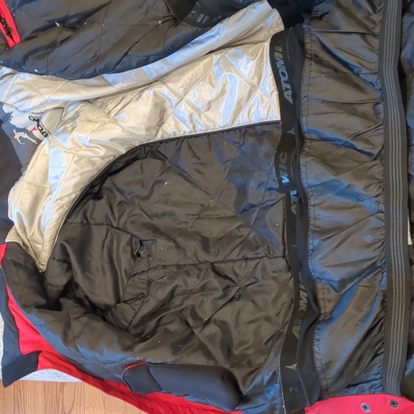Atomic Men's Ski Jacket Large Red and Black - Picture 16 of 17